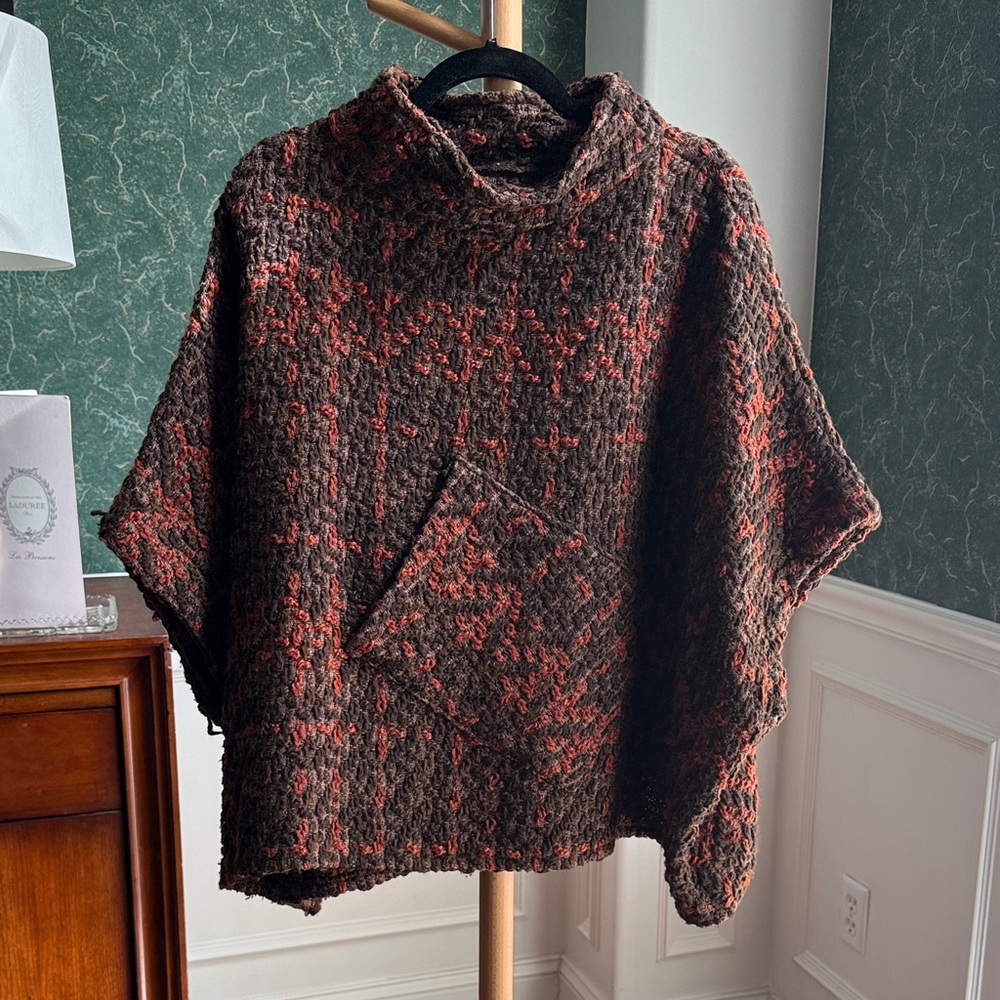 Cozy Brown and Red Heavy Knit Poncho